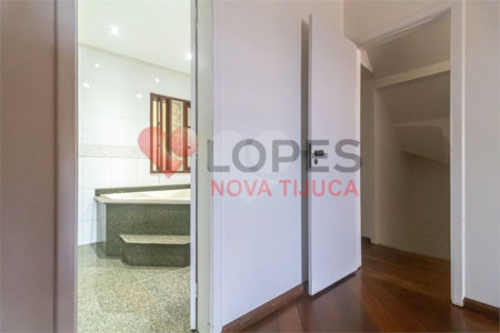 Casa de Vila à venda com 3 quartos, sendo 1 suíte, em Freguesia (jacarepaguá), Rio de Janeiro, RJ