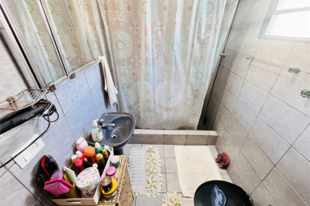 Casa à venda com 4 quartos, sendo 1 suíte, em Campo Grande, Rio de Janeiro, RJ