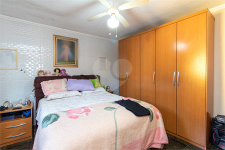 Casa à venda com 3 quartos, sendo 1 suíte, em Jardim Paris, São Paulo, SP