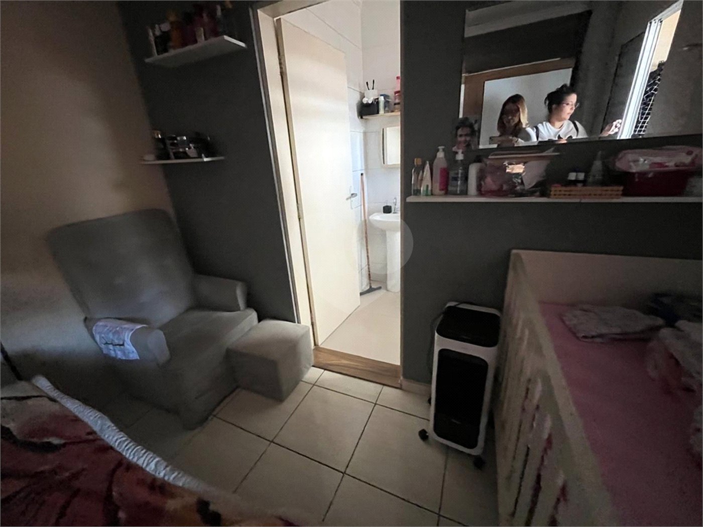 Sobrado à venda com 3 quartos, sendo 2 suítes, em Jardim São Pedro, Mogi das Cruzes, SP