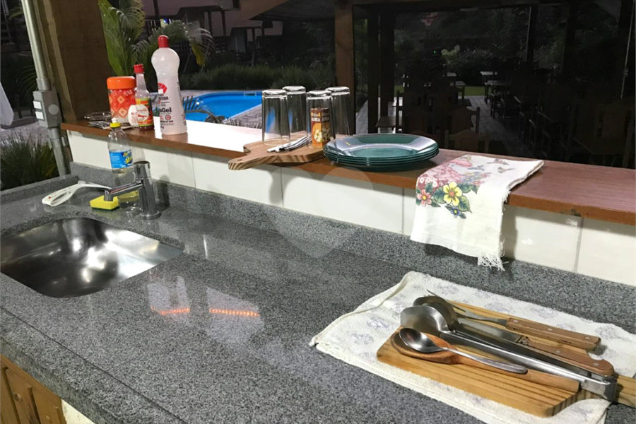 Casa à venda com 5 suítes no condomínio Cinco Lagos, Mairiporã - SP