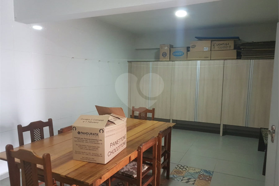 Casa Térrea à venda com 3 quartos, sendo 1 suíte, em Vila Constança, São Paulo, SP