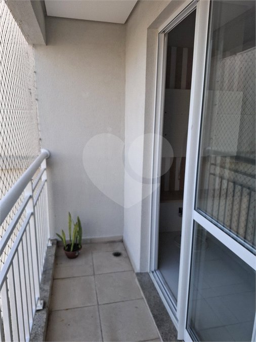 Apartamento à venda com 2 quartos, sendo 1 suíte,  em Vila Suissa, Mogi das Cruzes, SP