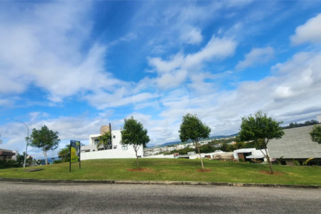 Terreno à venda no condomínio Alphaville Nova Esplanada 2, Votorantim - SP