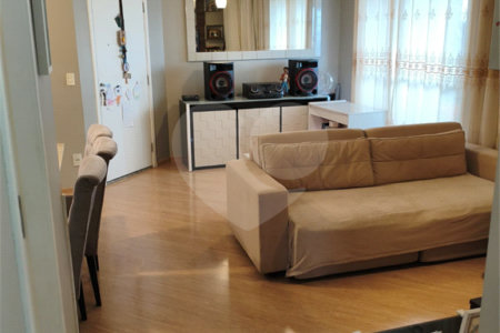 Apartamento à venda com 2 quartos, sendo 1 suíte, no Centro, São Bernardo do Campo, SP