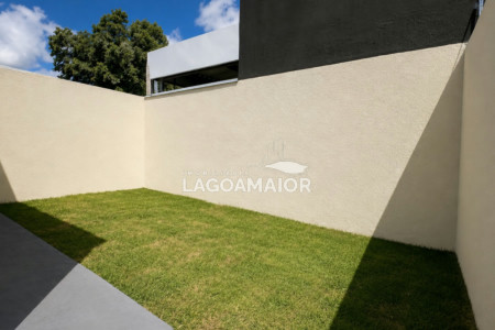 Casa à venda com 2 quartos, sendo 1 suíte, em Vila Nova, Três Lagoas - MS