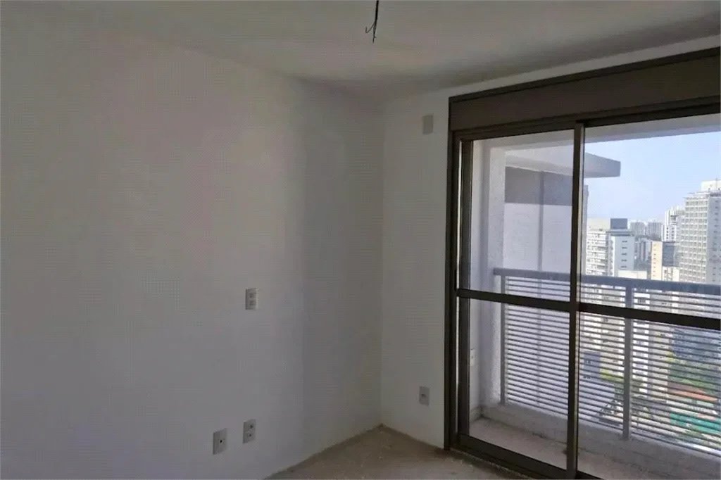 Apartamento à venda com 3 suítes em Sumarezinho, São Paulo, SP