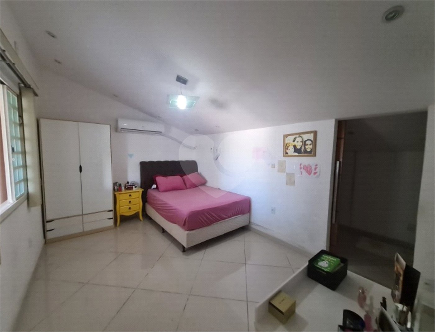 Casa à venda com 4 quartos, sendo 1 suíte, em Campo Grande, Rio de Janeiro, RJ