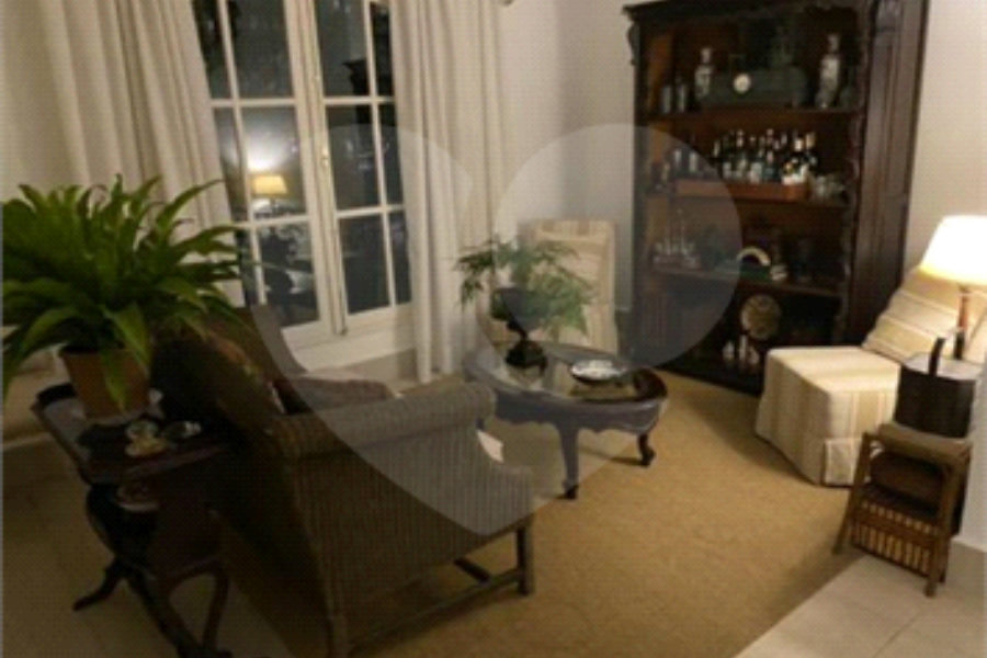 Casa Térrea à venda ou para alugar com 4 quartos, sendo 2 suítes, em Jardim Guedala, São Paulo, SP
