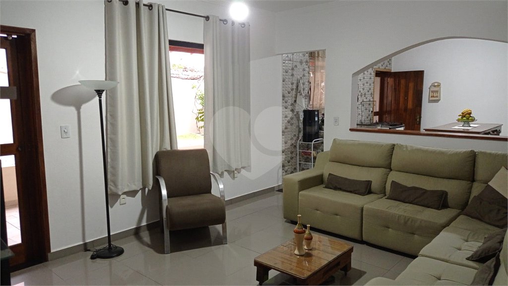 Casa à venda com 2 quartos, sendo 1 suíte, em Vila Haro, Sorocaba, SP