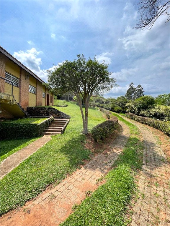 Sítio à venda com 3 quartos, sendo 1 suíte, em Jardim Estância Brasil, Atibaia, SP
