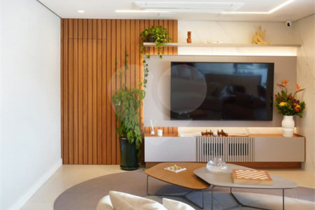 Apartamento à venda com 3 suítes em Indianópolis, São Paulo, SP