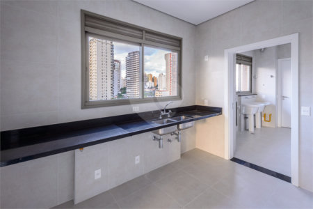 Apartamento à venda com 4 suítes em Vila Mariana, São Paulo, SP