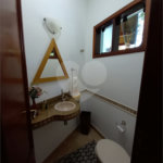 Casa à venda com 4 quartos, sendo 1 suíte, no condomínio Vale do Itamaracá, Valinhos - SP