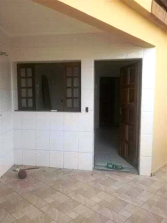 Sobrado à venda com 3 quartos, sendo 1 suíte,  em Jardim Monte Kemel, São Paulo, SP