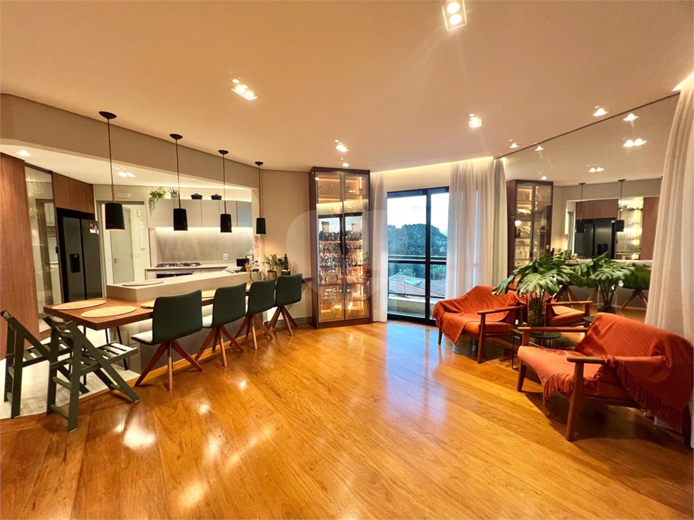 Apartamento à venda com 3 quartos, sendo 1 suíte, em Parque São Domingos, São Paulo, SP