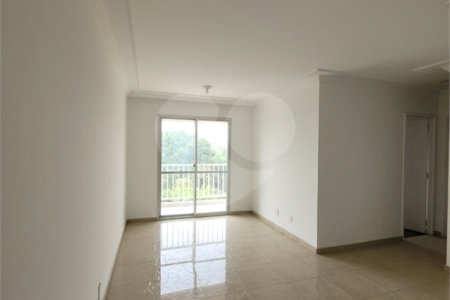 Apartamento à venda com 3 quartos, sendo 1 suíte, em Vila Regente Feijó, São Paulo, SP