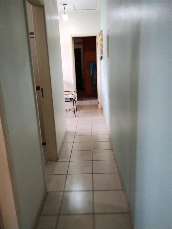 Sobrado à venda com 4 quartos, sendo 1 suíte, em Jardim Monte Kemel, São Paulo, SP