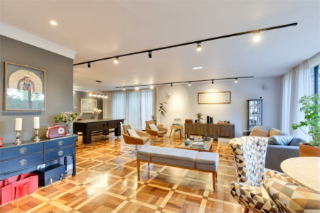 Casa à venda com 4 suítes em Granja Julieta, São Paulo, SP