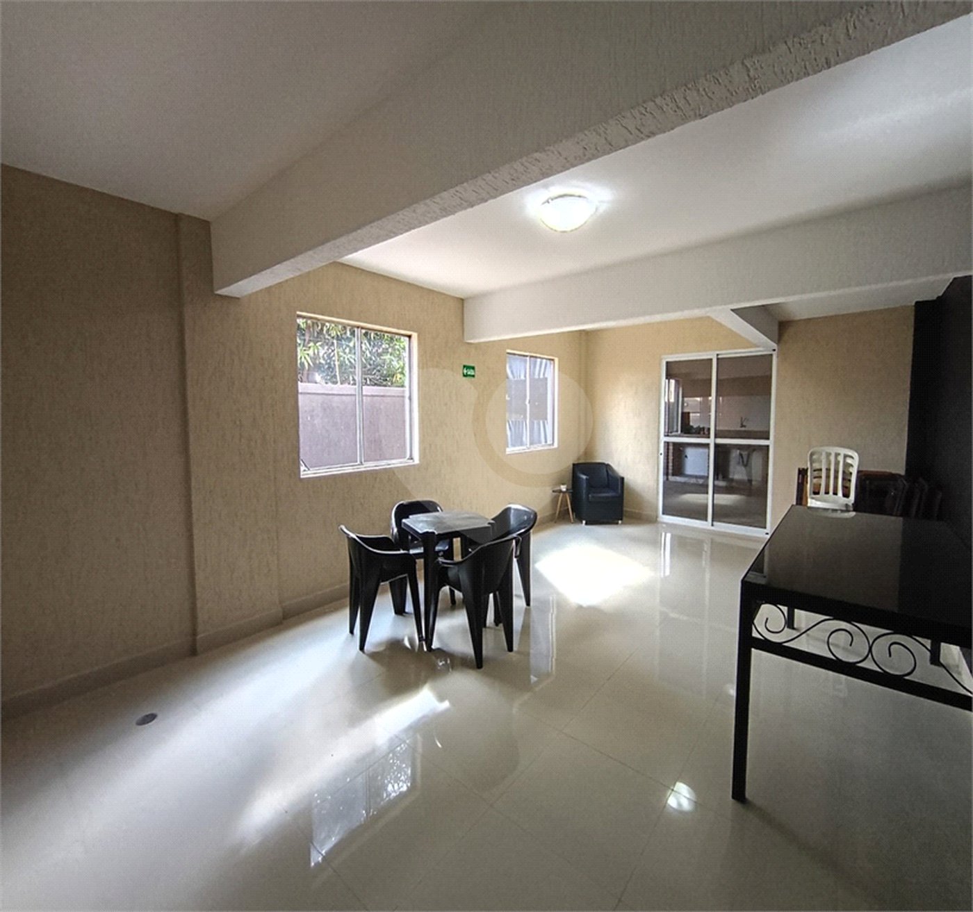 Apartamento à venda com 2 quartos em Chora Menino, São Paulo, SP