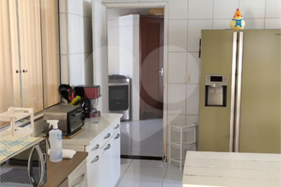 Casa Térrea à venda com 3 quartos, sendo 1 suíte, em Vila Atlântica, Caraguatatuba, SP