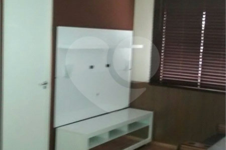 Apartamento à venda com 1 quarto em Cambuci, São Paulo, SP