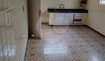 Casa à venda com 3 quartos no Centro, Araraquara, SP