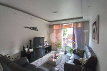 Apartamento à venda com 2 quartos em Grajaú, Rio de Janeiro, RJ