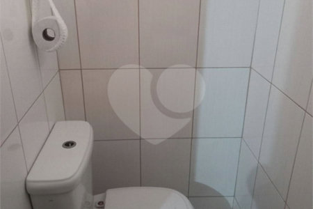 Sobrado à venda com 3 quartos, sendo 1 suíte,  em Vila Lavínia, Mogi das Cruzes, SP