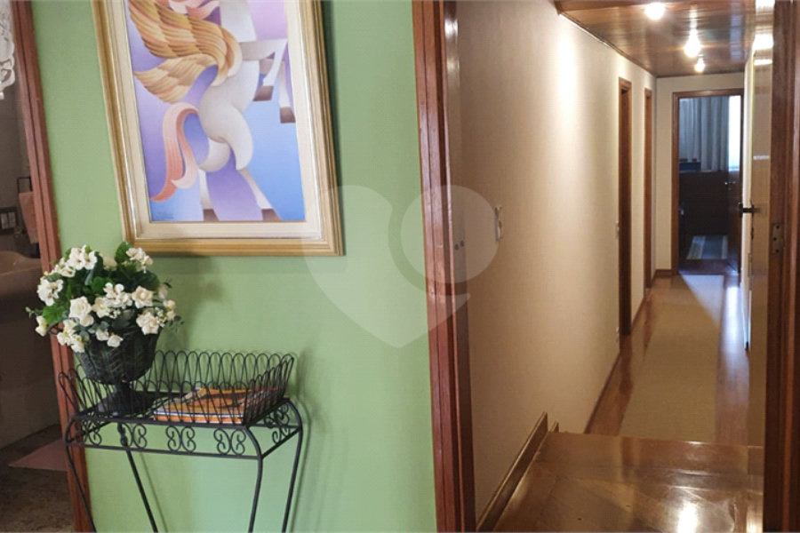 Apartamento à venda com 4 quartos, sendo 3 suítes,  em Perdizes, São Paulo, SP