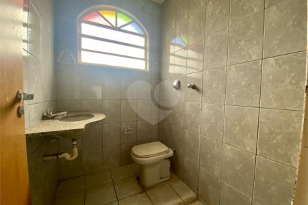 Sobrado à venda com 3 suítes em Campos Elíseos, Ribeirão Preto, SP