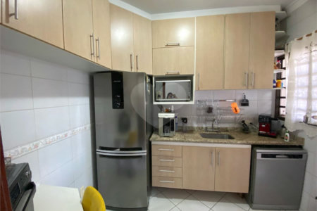 Casa Térrea à venda com 3 quartos, sendo 1 suíte, em Wanel Ville, Sorocaba, SP