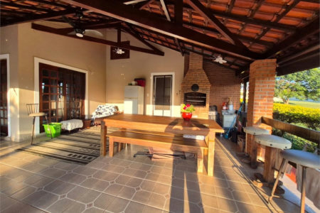 Chácara com 3 dormitórios à venda, 1200 m² por R$ 870.000,00 - Condomínio Ninho Verde II - Pardinho/SP