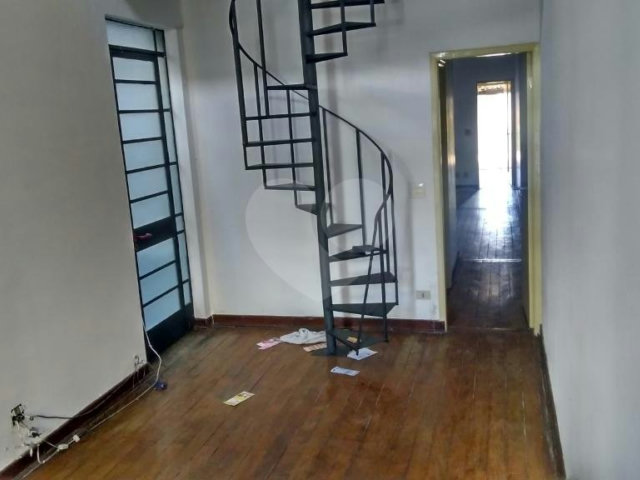 Sobrado à venda com 3 suítes em Santana, São Paulo, SP