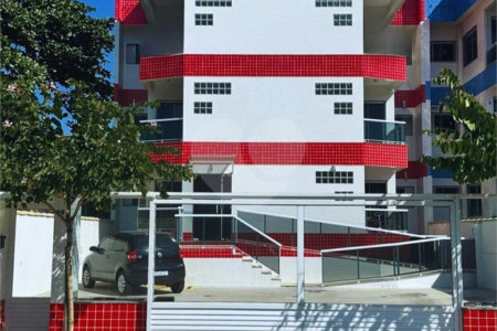Apartamento à venda com 2 quartos, sendo 1 suíte, em Fluminense, São Pedro da Aldeia, RJ