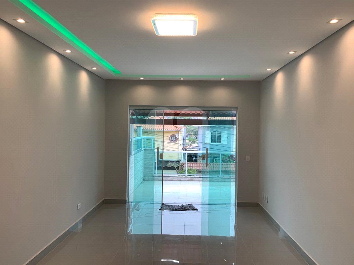 Sobrado à venda com 3 quartos, sendo 1 suíte, em Imirim, São Paulo, SP