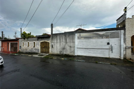 Casa à venda com 3 quartos, sendo 1 suíte, em Jardim Nova Poá, Poá, SP