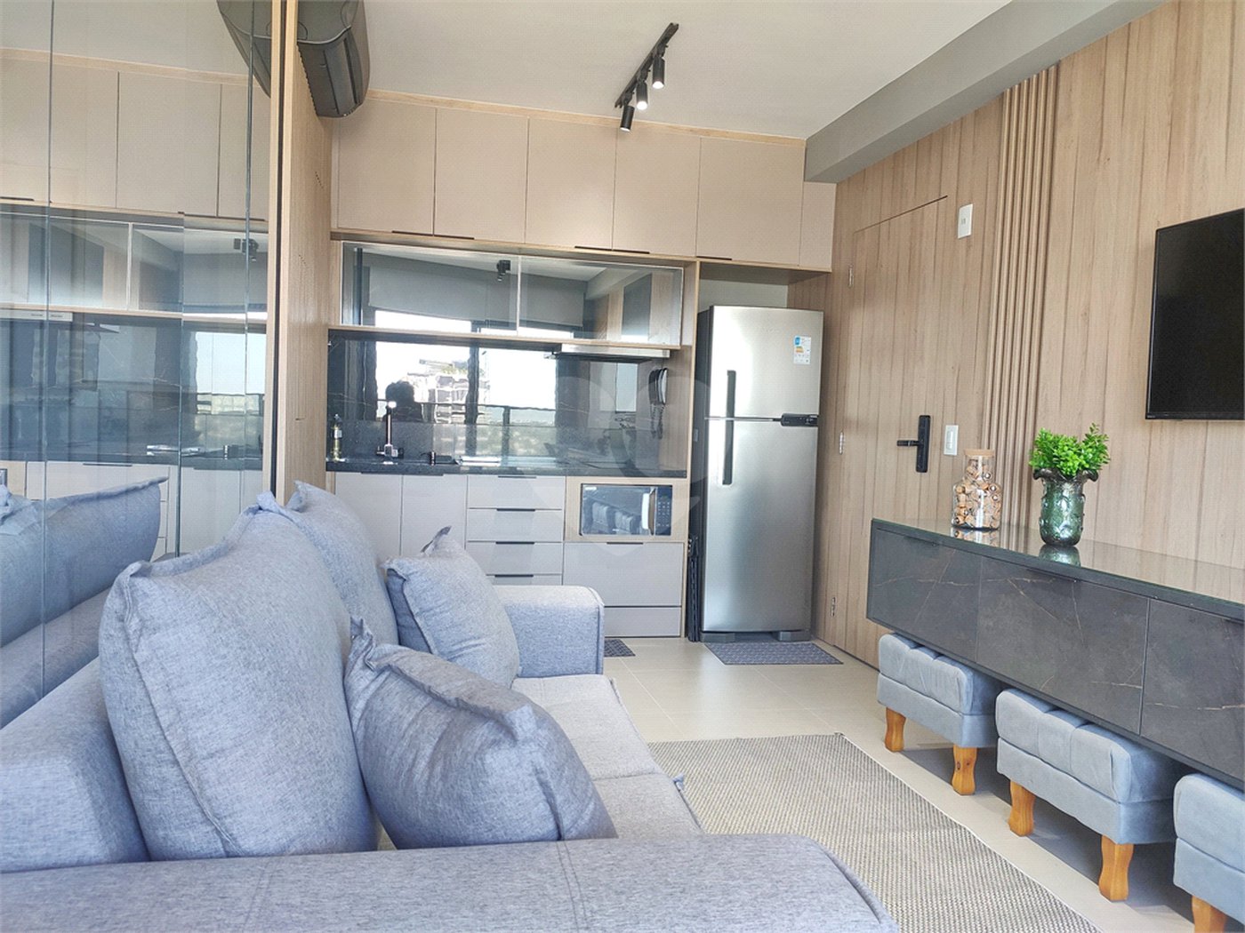 Apartamento à venda ou para alugar com 1 suíte em Pinheiros, São Paulo, SP