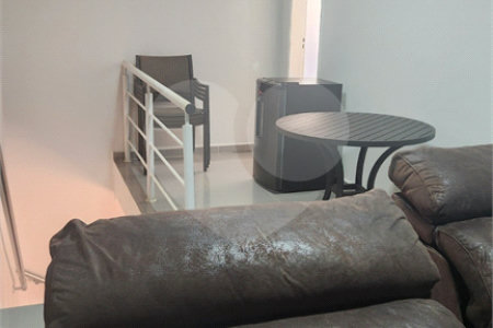 Duplex à venda com 2 quartos, sendo 1 suíte, em Vila Sedenho, Araraquara, SP