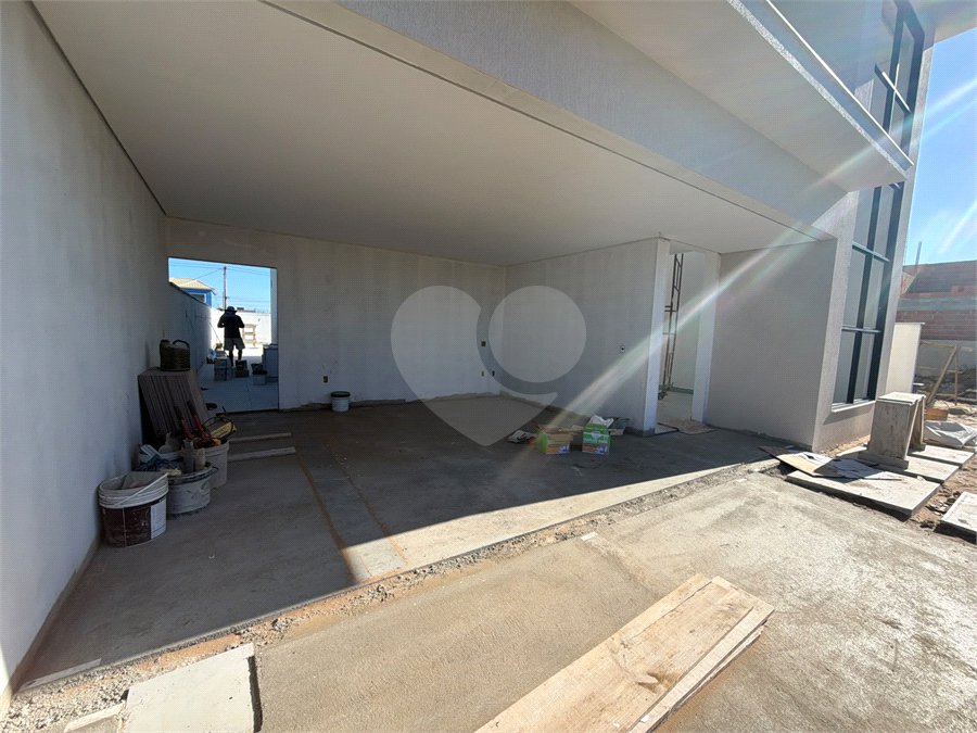 Casa em condomínio à venda com 4 quartos, sendo 3 suítes, em Ogiva, Cabo Frio, RJ