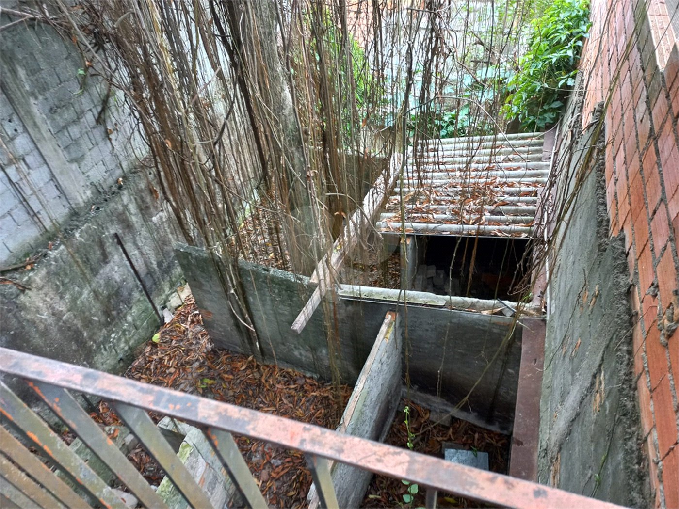 Casa à venda com 2 quartos em Vila Mazzei, São Paulo, SP