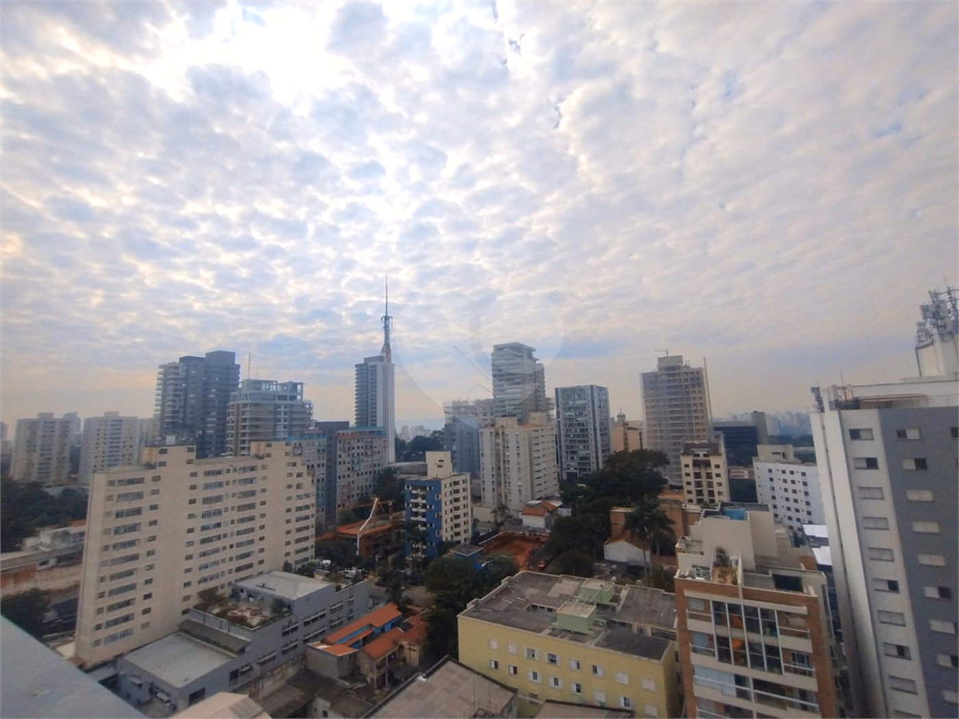 Apartamento à venda ou para alugar com 1 quarto em Pinheiros, São Paulo, SP