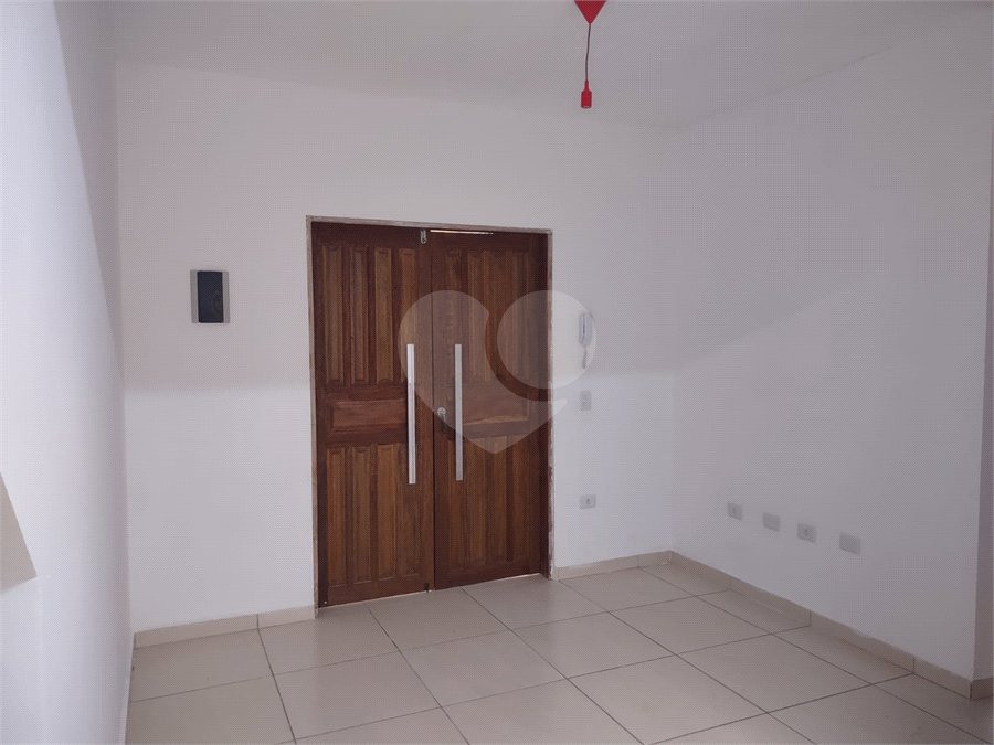 Apartamento à venda com 2 quartos em Reneville, Mairinque, SP