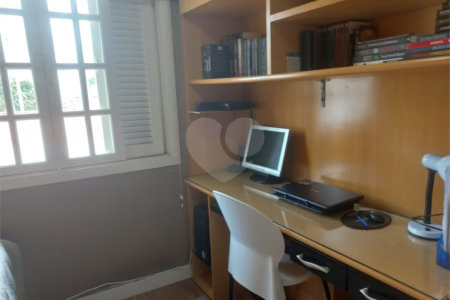 Sobrado à venda com 3 suítes em Vila Mazzei, São Paulo, SP