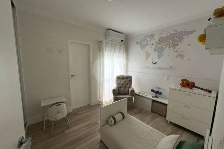 Apartamento à venda com 3 suítes em Santa Teresinha, São Paulo, SP