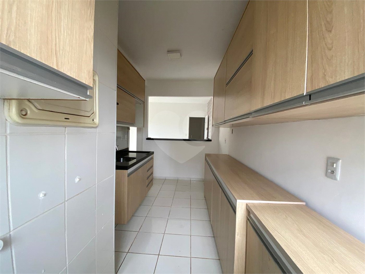 Apartamento à venda com 2 quartos, sendo 1 suíte,  em Parque Residencial das Nações Indígenas, Cuiabá, MT