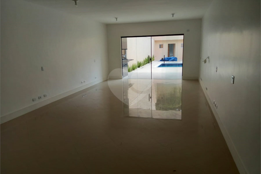 Casa para alugar com 4 suítes no condomínio Milenium, São Paulo - SP