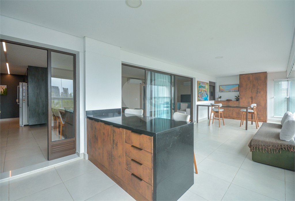 Apartamento à venda com 3 suítes em Brooklin, São Paulo, SP