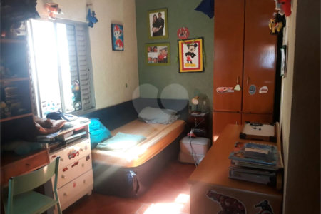 Sobrado à venda com 3 suítes em Vila Nivi, São Paulo, SP