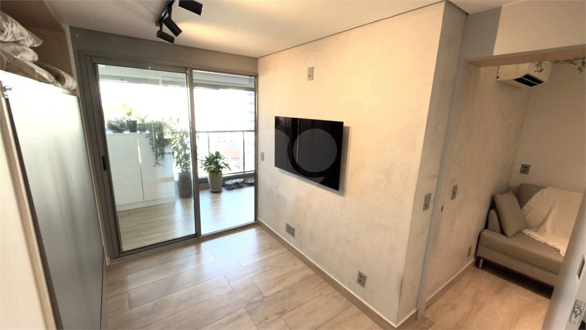 Apartamento à venda com 1 quarto em Alto da Boa Vista, São Paulo, SP